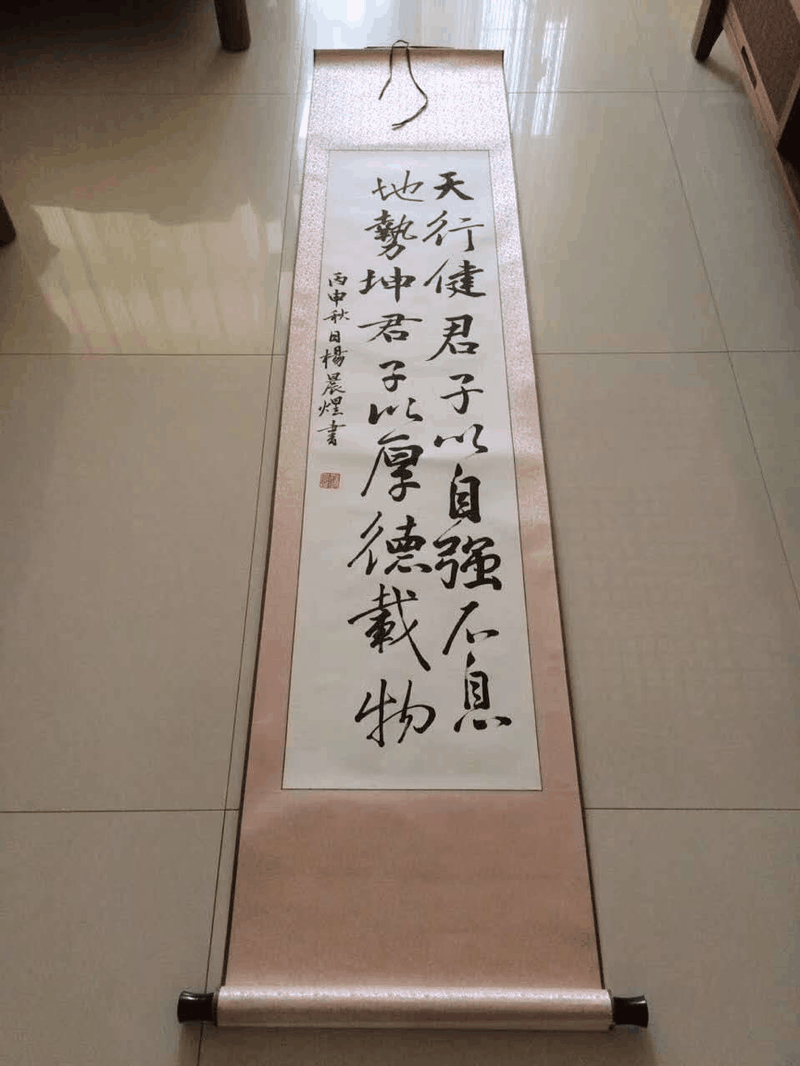 48位高考狀元身份揭秘：每個橫空出世的奇迹，都(dōu)是父母在奮力托舉